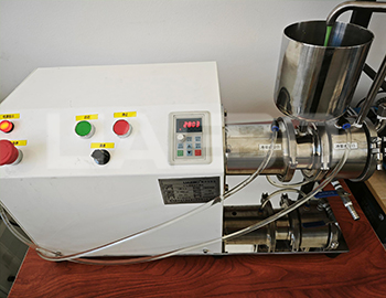上海某生物科技有限公司50L砂磨機(jī)、0.5L實驗室砂磨機(jī)、22KW液壓升降分散機(jī)調(diào)試成功
